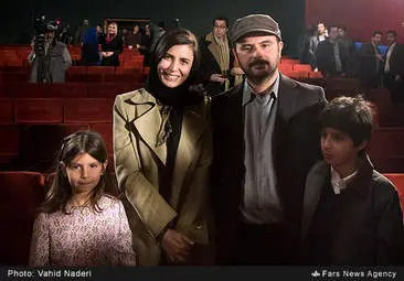 گزارش تصویری ; رونمایی از پوستر سی‌وپنجمین جشنواره فیلم فجر 