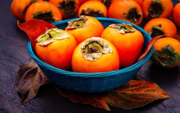 با این میوه پاییزی کلسترول بد خود و وزن خود را کاهش دهید