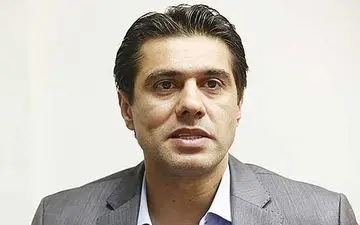 افشین پیروانی در شرایط خاص در مقابل دوربین مخفی