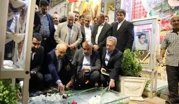 وزیر کار به مقام شهید حاج قاسم سلیمانی ادای احترام کرد