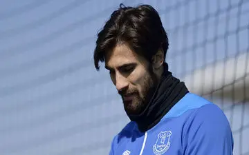 رقابت دو باشگاه انگلیسی برای جذب بازیکن بارسلونا