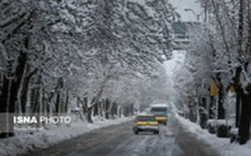 بارش برف بهاری اینگونه تهرانی‌ها را غافلگیر کرد