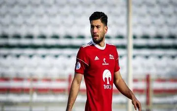 از سه تیم اروپایی پیشنهاد دارم/برخی‌ها در تراکتور سنگ جلوی پایم انداختند