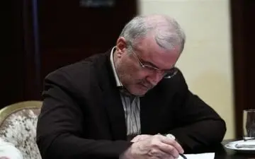 تأکید وزیر بهداشت بر استمرار توجه به فسادستیزی در سازمان غذا و دارو/ کماکان اولویت با تولید داخل است