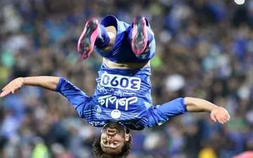  وقتی مهاجم استقلال سکو نشین می شود