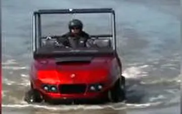 ماشین کوچکی که به جت اسکی تبدیل می‌شود!