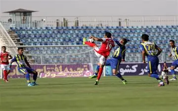 پرسپولیس با ۳ گل به صدر جدول بازگشت/ تعویض‌های پروفسور گره را باز کرد