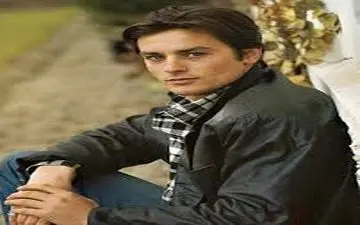 بیوگرافی  آلن دلون یکی از زیباترین و جذابترین بازیگر تاریخ سینمای جهان و فرانسه