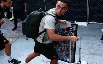 سرجینیو دست رسماً به آیندهوون پیوست 