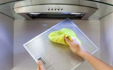 (ویدئو) با این ترفند محاله چربی رو هود آشپزخونه بمونه! | ترفند خانگی تمیز کردن هود