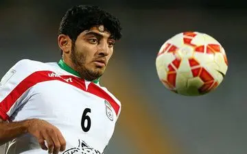 مذاکرات دنباله‌دار تراکتورسازی با بازیکن مد نظر پرسپولیس