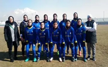 بادرود تهران گام اول را محکم برداشت / جشنواره گل در برابر آرش کرمانشاه