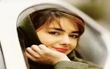 پوشش و ظاهر جدید هانیه توسلی در استودیو عکاسی