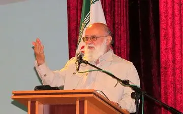 باید برای اداره کشور چشم به درون کشور داشته باشیم