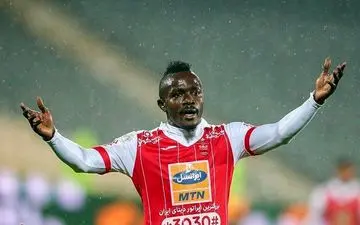 بعد از چند جلسه غیبت /بازیکن پرسپولیس قرارداد خود را تمدید کرد