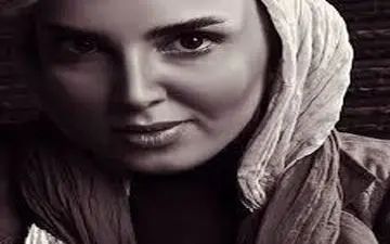 حجاب عجیب خانم بازیگر پرحاشیه در ونیز