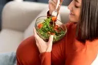 لیست مواد غذایی مفید و مهم برای رشد جنین
