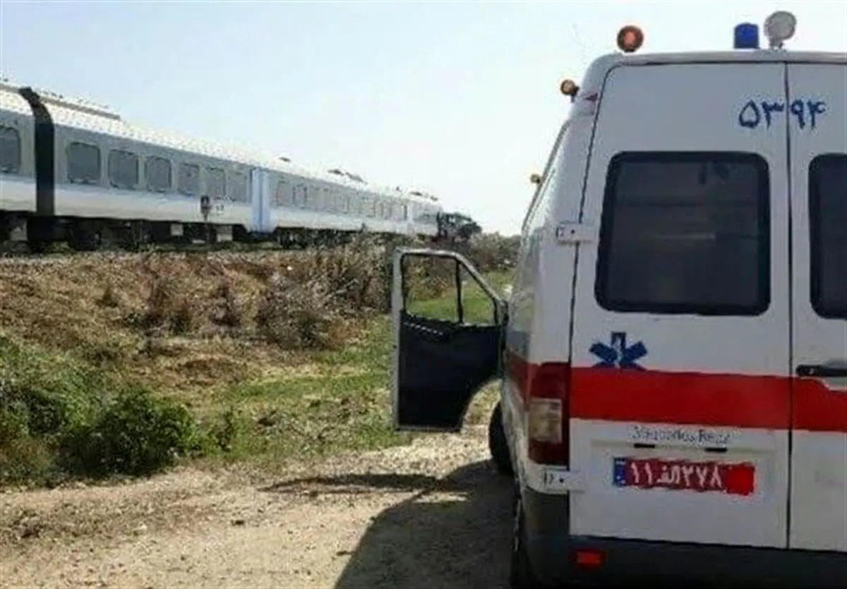   حادثه دلخراش در حاشیه ریل کاشان؛ قطار دو نفر را زیر گرفت 
