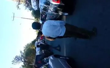 فیلم / کمک‌های مردی تهران به زلزله زدگان سرپل ذهاب