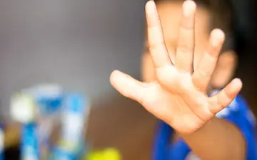 
شکنجه پسربچه ۲ ساله در مراسم جادوی سیاه