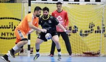 کارشناس هندبال: لیگ برتر جای تجربه اندوزی نیست/ سنگ آهن بافق، نیازمند بازیکنان مطرح