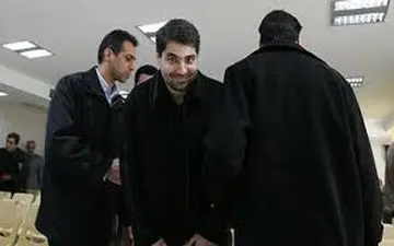 شهرام جزایری هنگام خروج غیر قانونی دستگیر شد