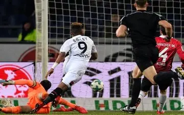 تساوی هانوفر و لورکوزن در هفته هفدهم بوندس‌‌لیگا 