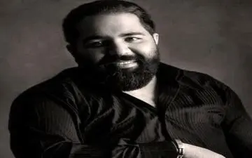 واکنش رضا صادقی به تبلیغ آهنگش توسط خواننده زن لس آنجلسی! + عکس