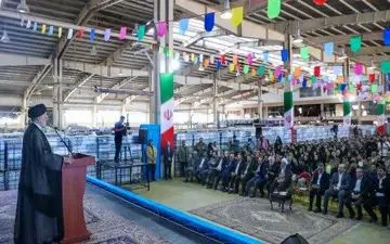  قاچاق کالا خنجری بر پشت تولید است/ رشد تولید بسیاری از مشکلات اقتصادی را حل می‌کند