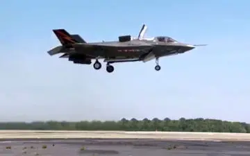  آزمایش تیک‌آف عمودی جنگنده آمریکایی