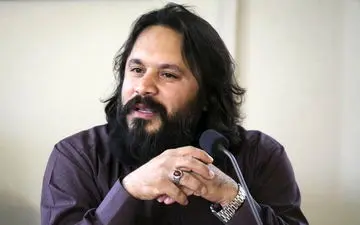 «کوروش زارعی» در کانال آذری سحر