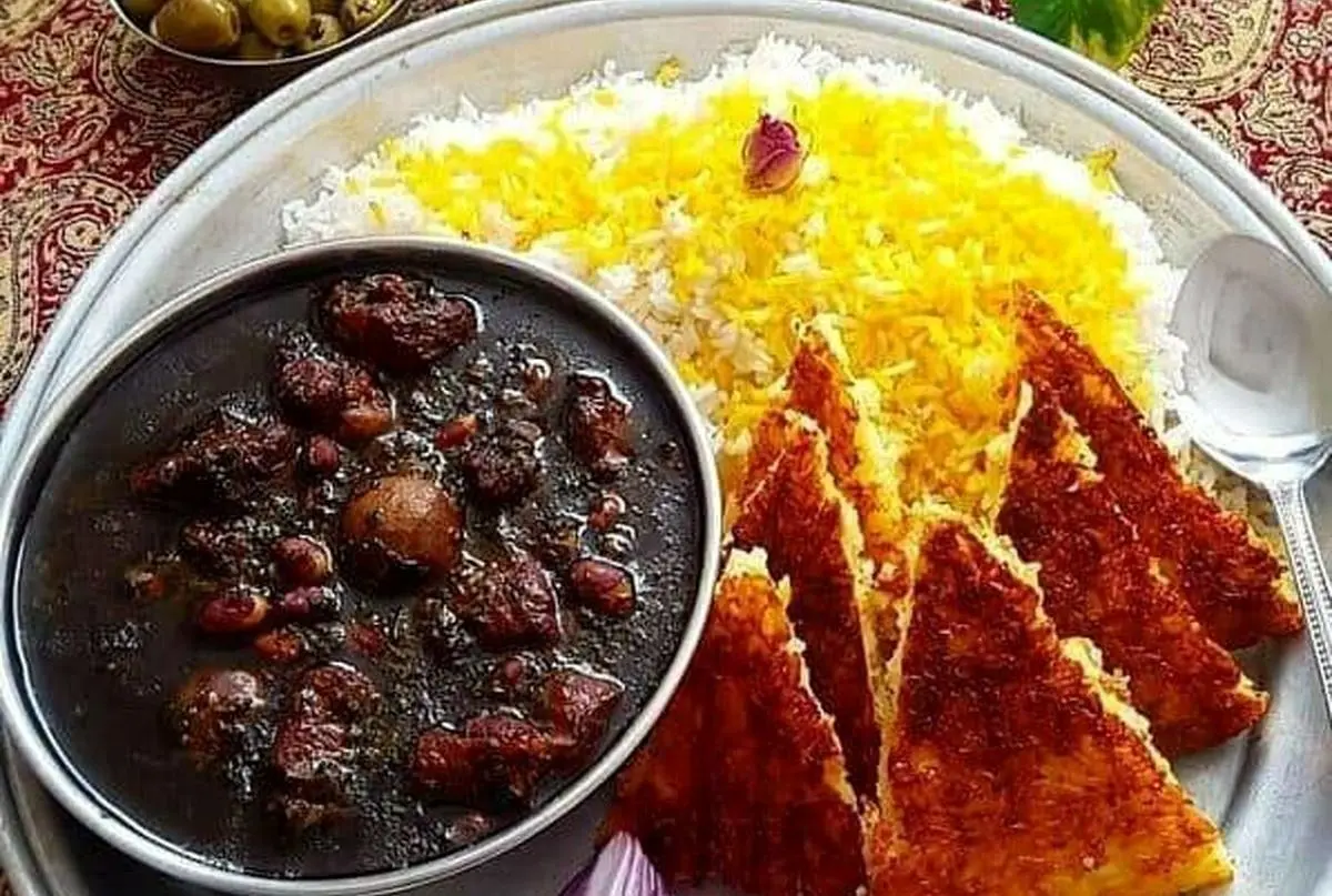 رفع بوی سوختگی خورشت: 2 ترفند ساده و سریع