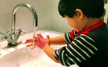 اولین اقدام در سوختگی کودکان با آبجوش