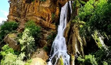 آبشار آب سفید، عروس زیبای آبشارهای ایران + فیلم 