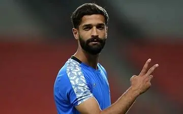 آرمین سهرابیان در آستانه پیوستن به ملوان؛ پایان کار مدافع استقلال؟