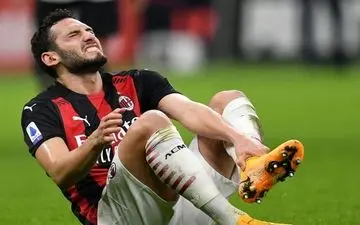 بحران مصدومیت در میلان؛ چالهانوغلو مقابل تورینو بازی نمی کند