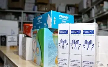 کشف الکل و دستکش بهداشتی احتکار شده در کرمانشاه 