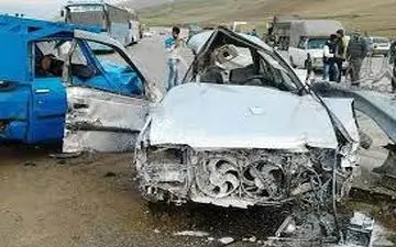  برخورد خودرو وانت نیسان با پژو 3 کشته بر جا گذاشت