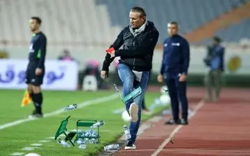 عصبانیت شدید و فریادهای گل محمدی در رختکن/ فحش‌هایش را من باید بخورم اما ..