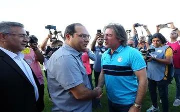 ربیعی: به لحاظ اشتباه داوری در رتبه اول قرار داریم/ ۲ فصل روی چمن مصنوعی بازی کردیم 