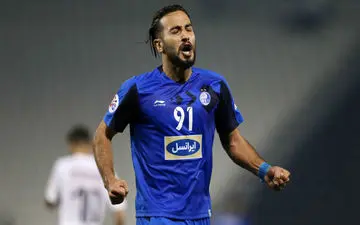 ستاره استقلالی‌ها از کوره در رفت! + عکس