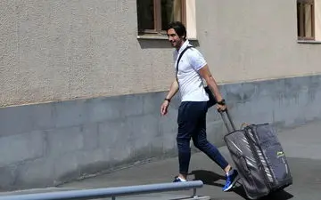 سنگربان شماره یک آبی پوشان ممنوع الخروج شد