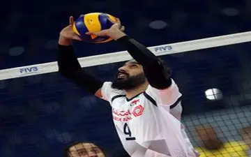 معروف در نشست خبری حاضر نشد
