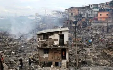 انفجار زودپز ۶۰۰خانه را خاکستر کرد! +تصاویر 