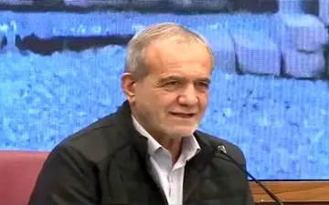 رئیس‌جمهور در اختتامیه فیلم فجر حضور یافت