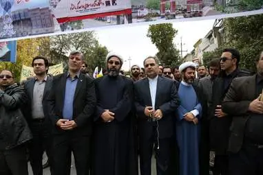 حضور پرشور مردم کرمانشاه در راهپیمایی روز دانش آموز به روایت تصویر