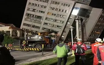 یک عکس عجیب از زلزله