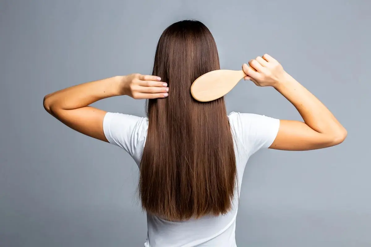 رشد موی سریع و طبیعی: رازهای استفاده از روغن‌های معجزه گر!