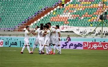  گلزن‌ترین مدافع لیگ امیدها فیکس ذوب می‌شود