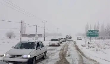 بارش یک متری برف در سربیژن؛ راه‌ها مسدود شد